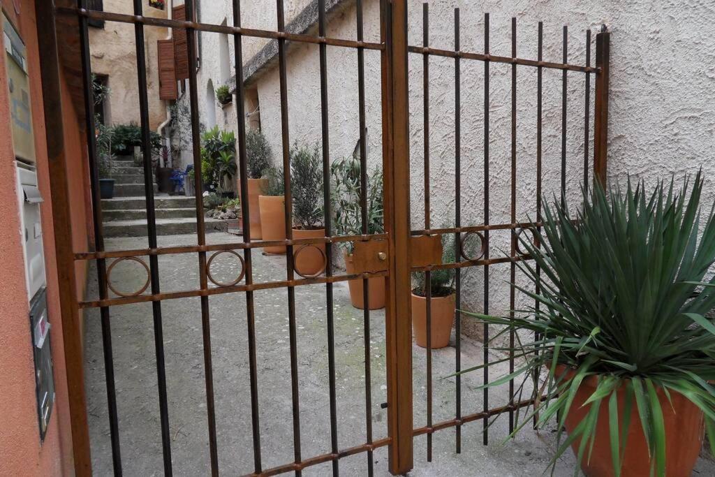 L'Appart A Cotignac, Tout Compris, Calme Et Confort Exterior photo